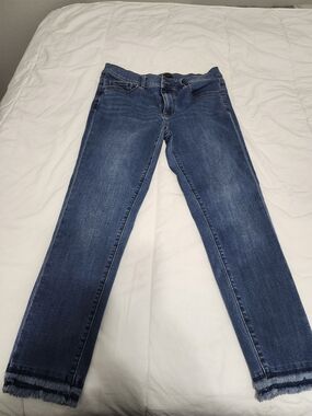 Ann Taylor Medium Blue Cropped Skinny Jeans with Frayed Hem